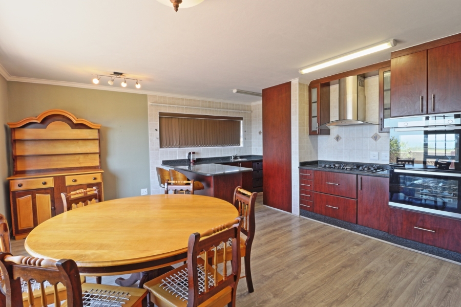 4 Bedroom Property for Sale in Reebok Western Cape